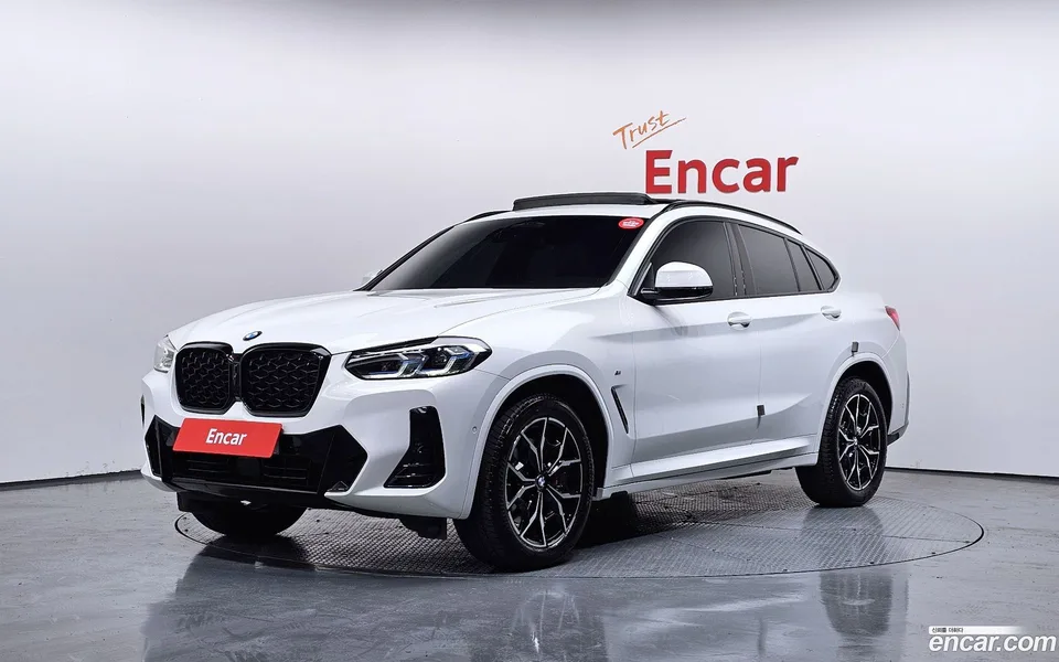 BMW X4 xDrive20i M 2024 — фото 1, купить с доставкой в Москву