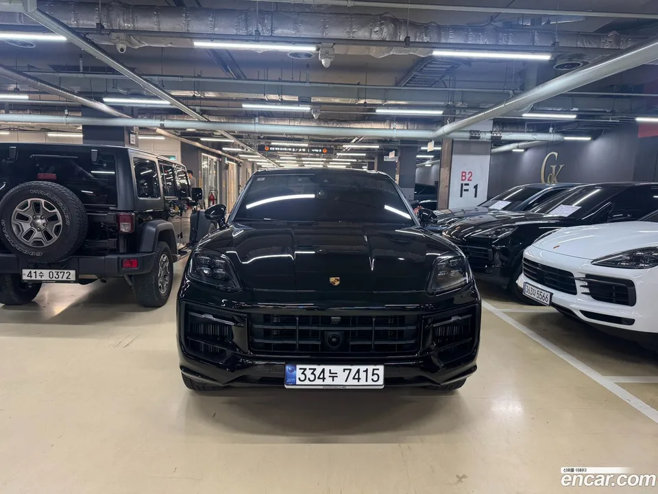 Porsche Cayenne 3.0 2024 — миниатюра 3