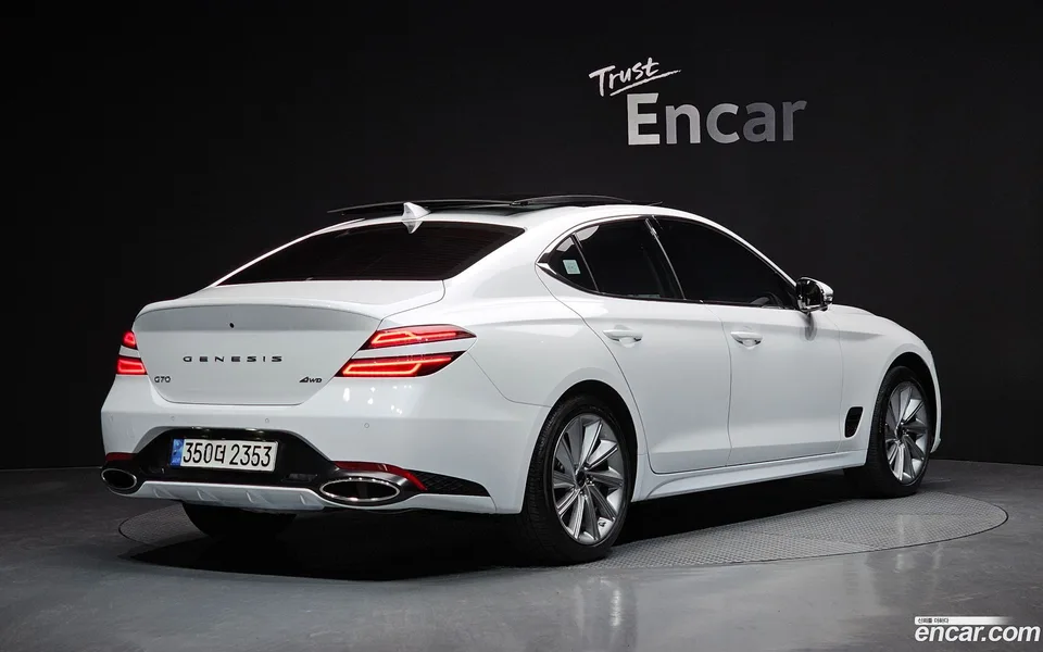 Genesis G70 2.5T 4WD 2024 — миниатюра 2