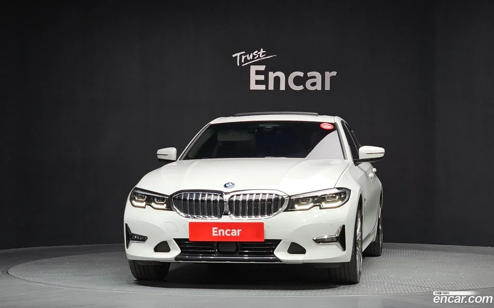 BMW 3 Series 320e 2022 — миниатюра 3