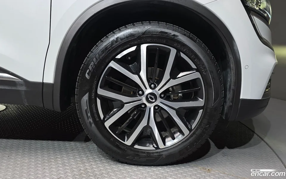 Renault Samsung QM6 2.0 LPe RE 2WD 2022 — миниатюра 5