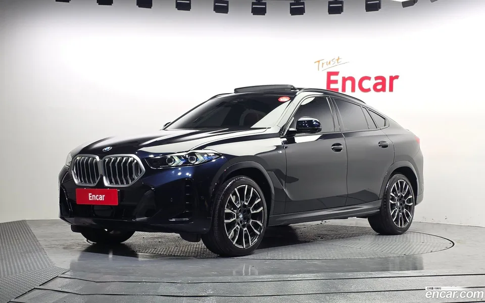 BMW X6 xDrive40i M 2024 — фото 1, купить с доставкой в Москву
