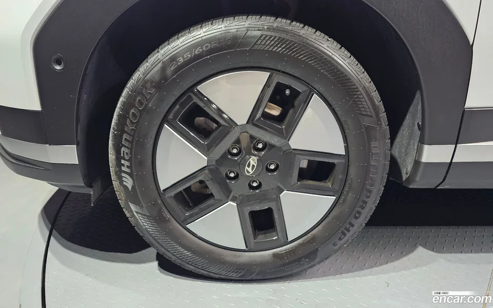 Hyundai SantaFe HEV 1.6 2WD 2024 — миниатюра 5