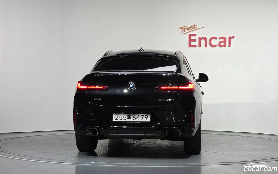 BMW X4 xDrive20i M 2023 — миниатюра 4