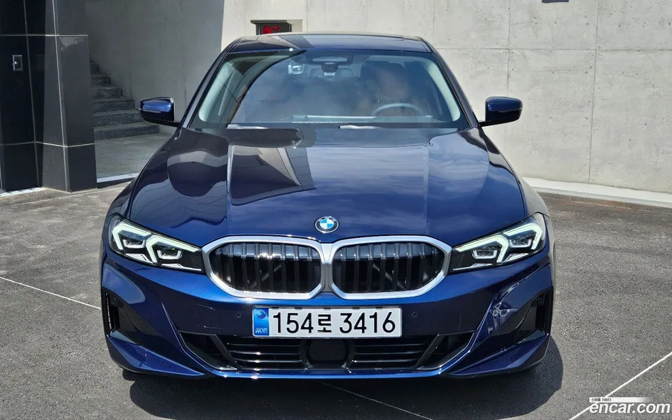 BMW 3 Series 320i 2025 — миниатюра 3