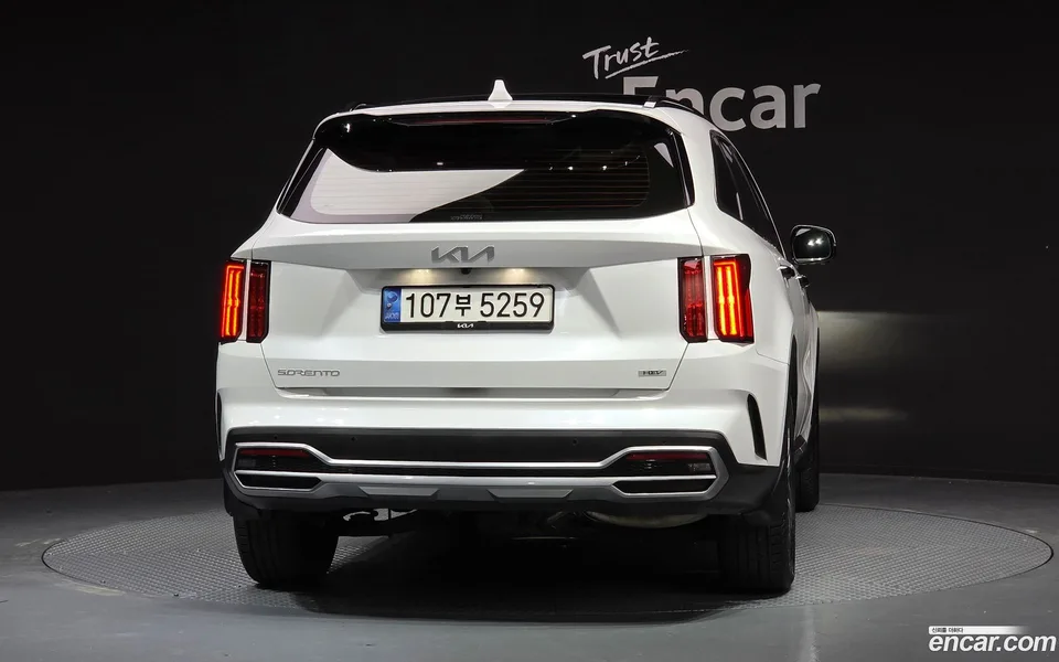Kia Sorento HEV 1.6 2WD 2023 — миниатюра 4