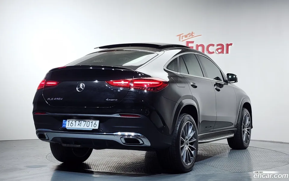 Mercedes-Benz GLE-Class GLE450 4MATIC 2024 — миниатюра 2