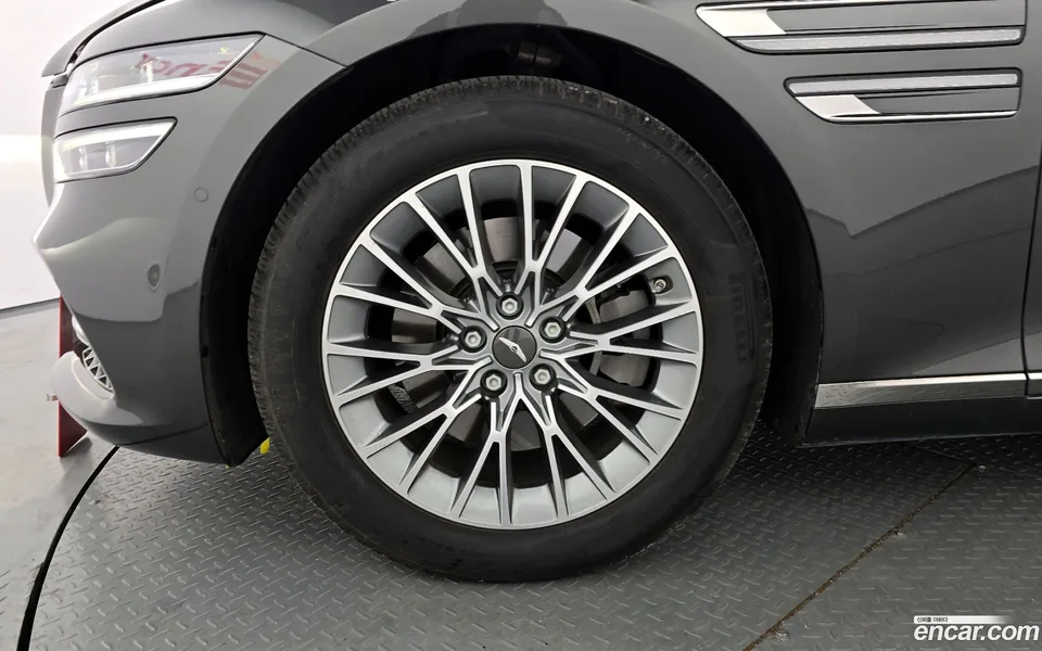 Genesis G80 2.5 2WD 2023 — миниатюра 4