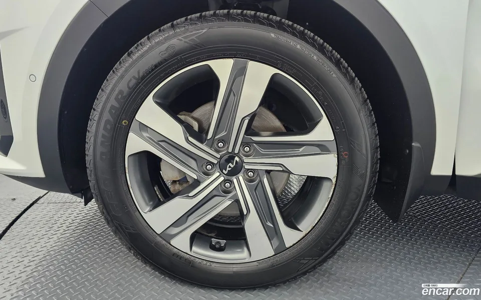 Kia Sorento HEV 1.6 2WD 2022 — миниатюра 5