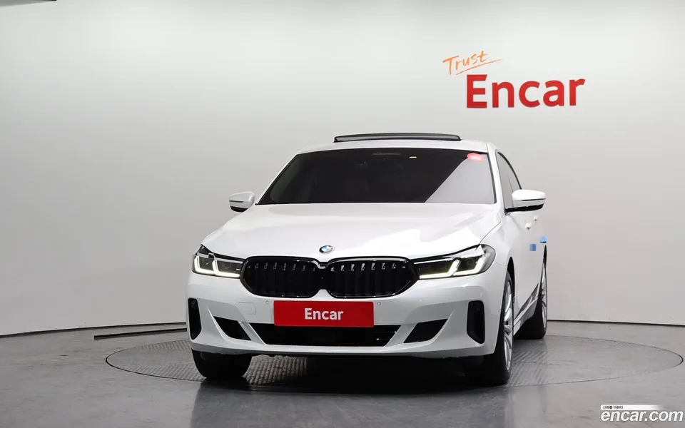 BMW 6 Series GT 630i xDrive 2023 — миниатюра 3