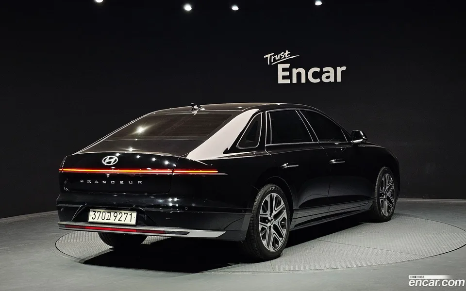Hyundai Grandeur 2.5 2WD 2024 — миниатюра 2
