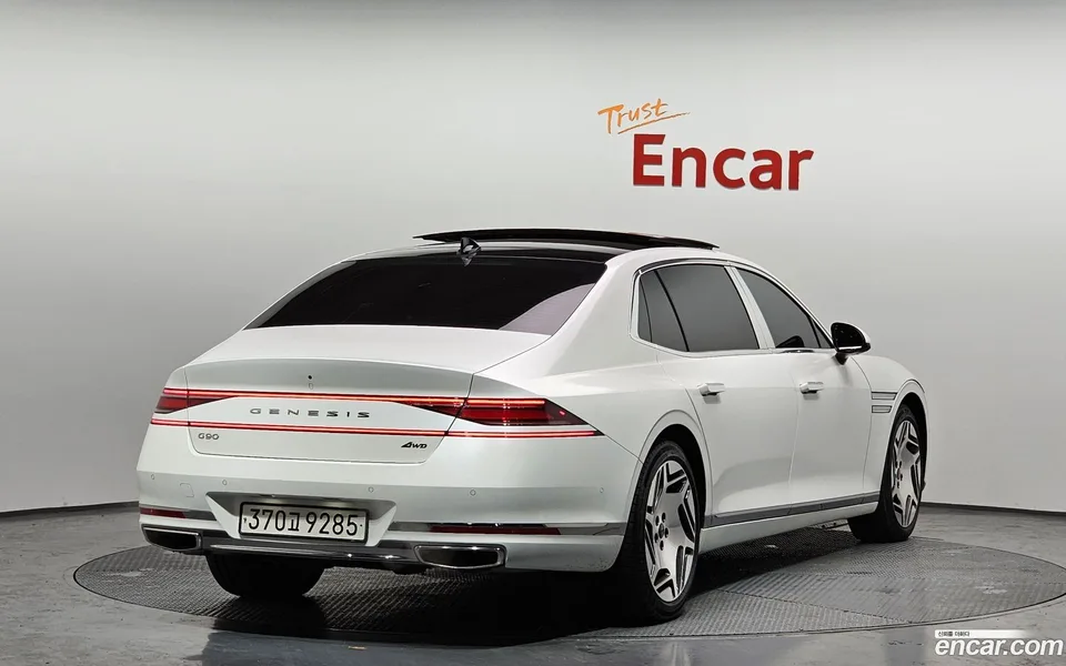 Genesis G90 3.5 e-S/C AWD LWB 2024 — миниатюра 2
