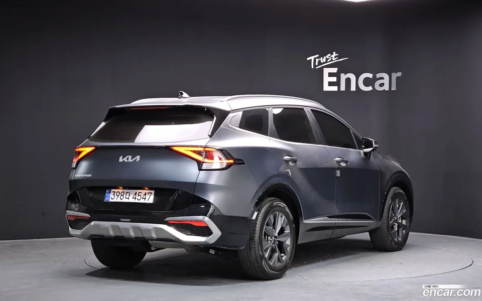 Kia Sportage 2.0 2WD 2022 — миниатюра 2