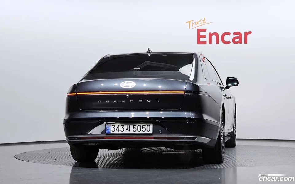Hyundai Grandeur 3.5 4WD 2023 — миниатюра 4