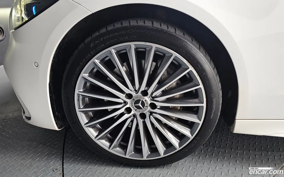 Mercedes-Benz C-Class C300 AMG Line 2022 — миниатюра 5