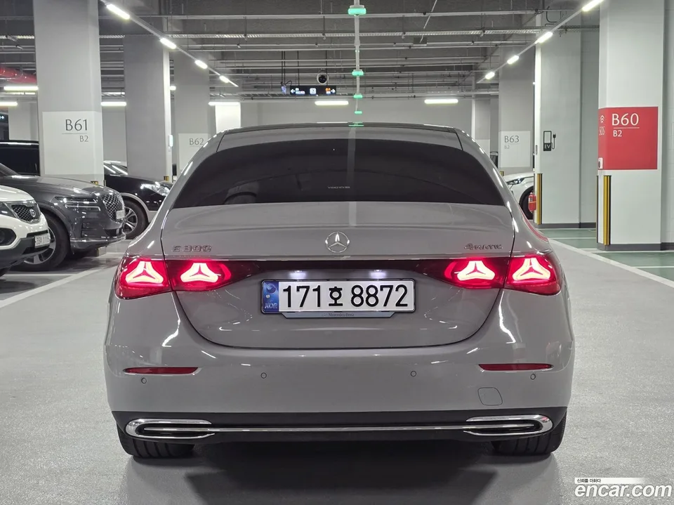 Mercedes-Benz E-Class E300 4MATIC 2024 — миниатюра 5