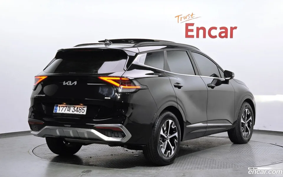 Kia Sportage Hybrid 2WD 2023 — миниатюра 2