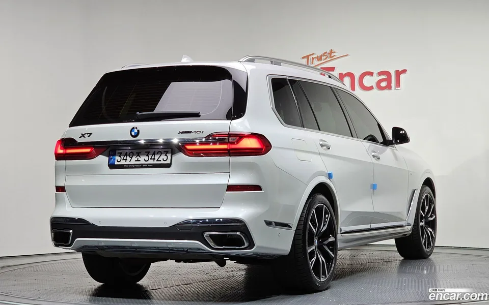 BMW X7 xDrive 40i M 6 2022 — миниатюра 2