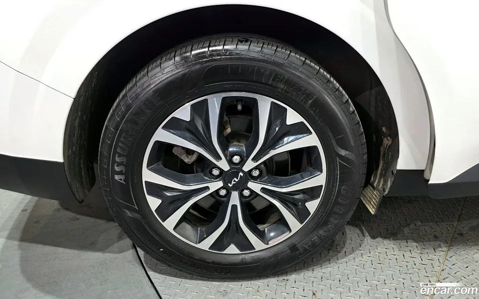 Kia Carnival 9 2022 — миниатюра 5