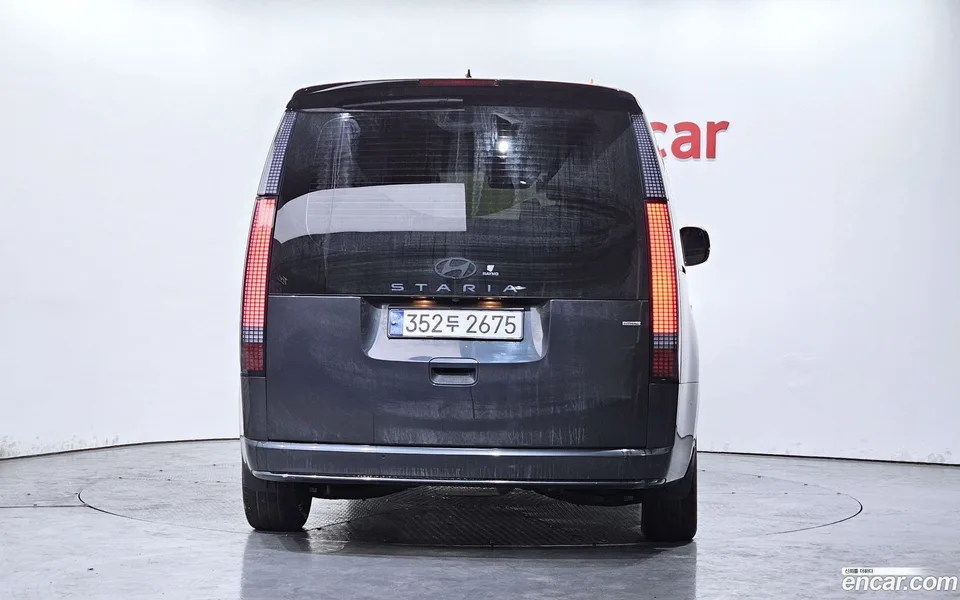 Hyundai Staria 4WD 9 2024 — миниатюра 4