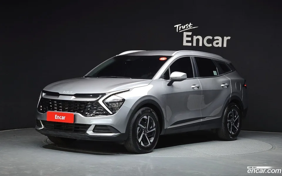 Kia Sportage Hybrid 4WD 2024 — фото 1, купить с доставкой в Москву