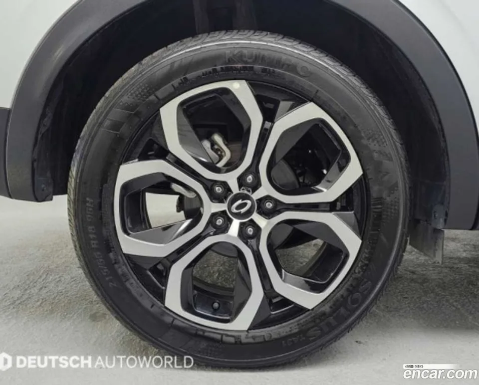 Renault Samsung XM3 (Arkana) 1.6 E-TECH 2023 — миниатюра 5