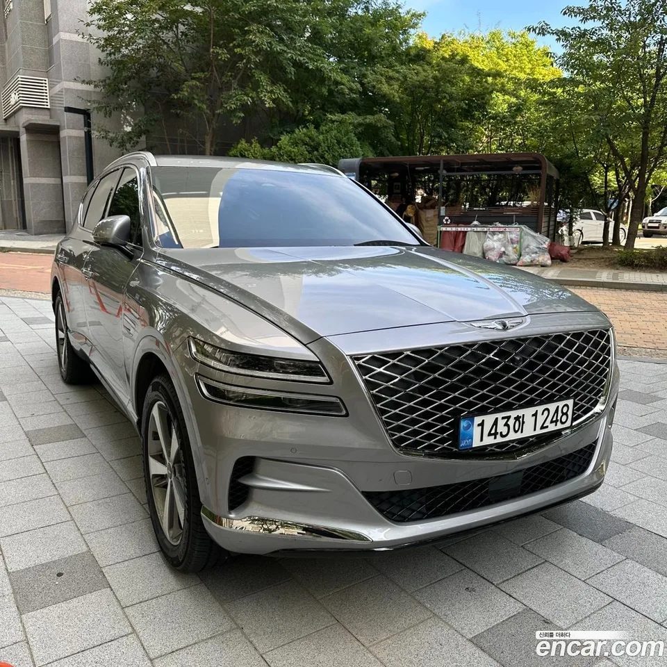 Genesis GV80 2.5T AWD 2022 — фото 1, купить с доставкой в Москву