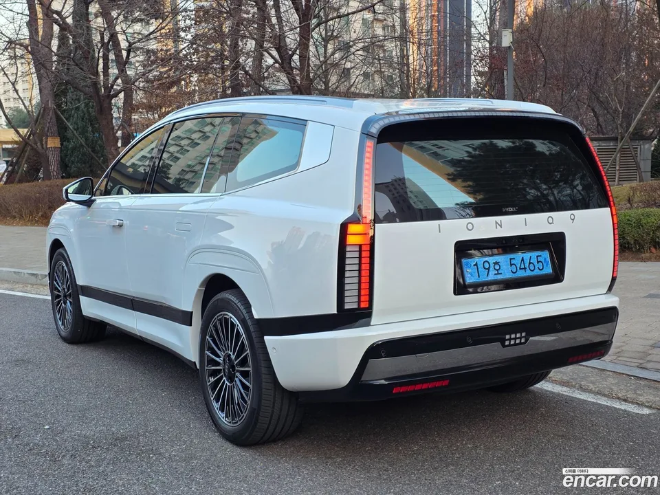 Hyundai Ioniq 9 AWD 2025 — миниатюра 4