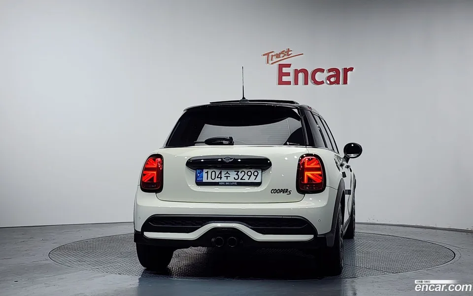 MINI Cooper S 5 2022 — миниатюра 4