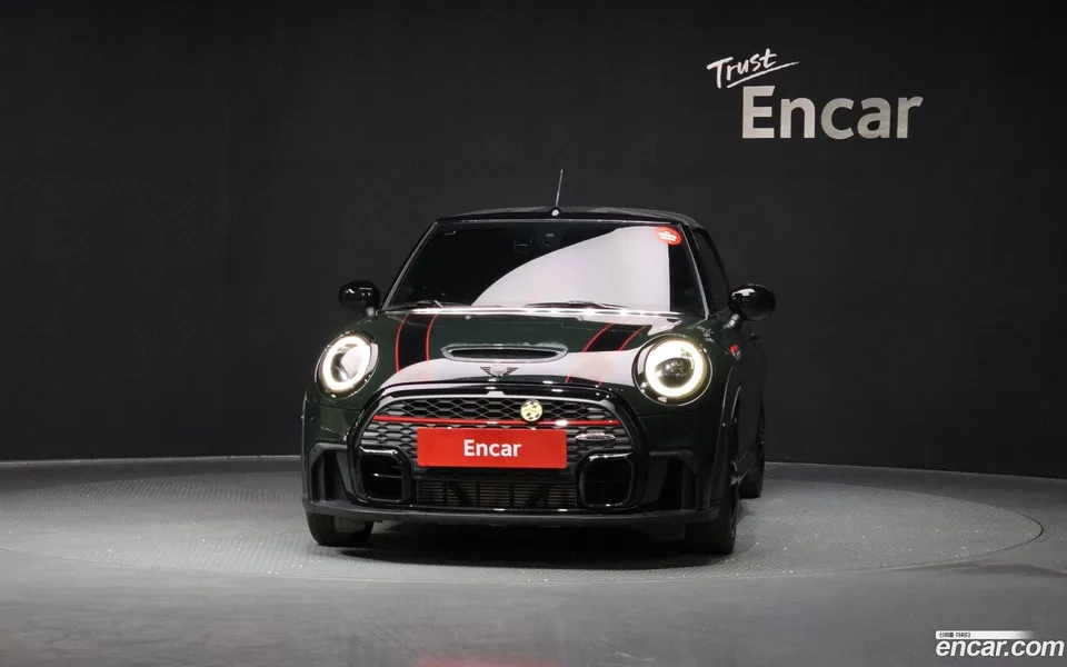 MINI Cooper S Convertible JCW 2024 — миниатюра 3