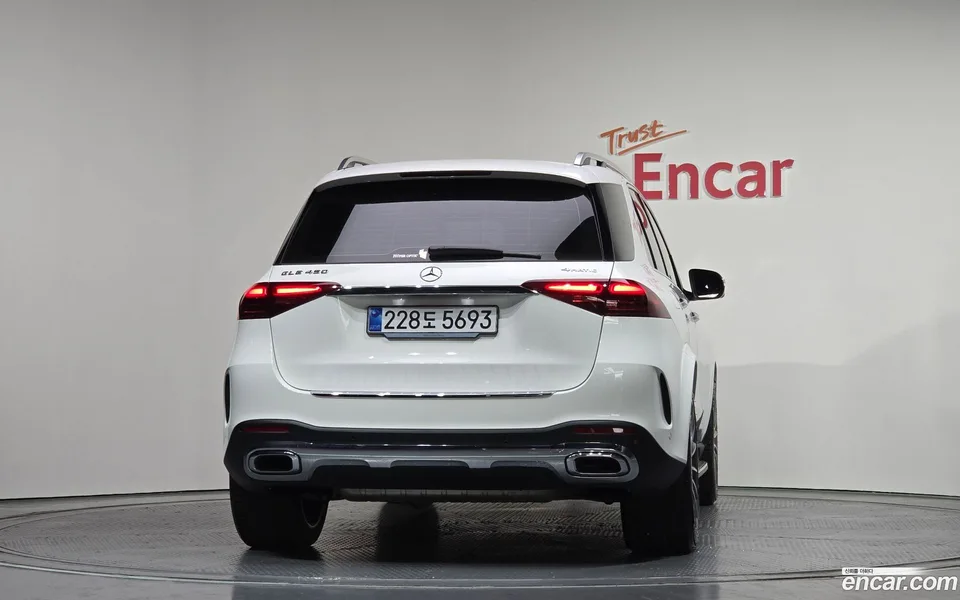 Mercedes-Benz GLE-Class GLE450 4MATIC 2025 — миниатюра 4