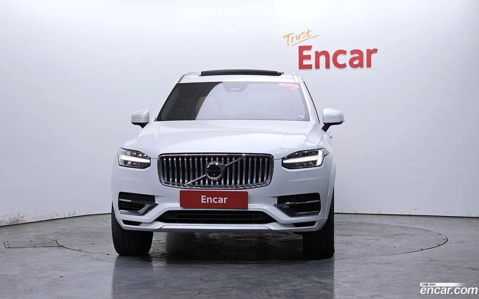 Volvo XC90 T8 2024 — миниатюра 3