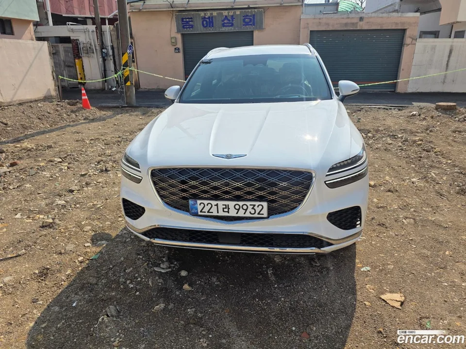 Genesis GV70 2.5T 2WD 2025 — миниатюра 2