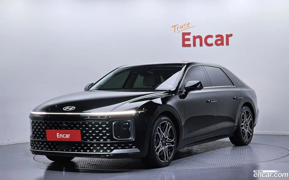 Hyundai Grandeur Hybrid 2023 — фото 1, купить с доставкой в Москву