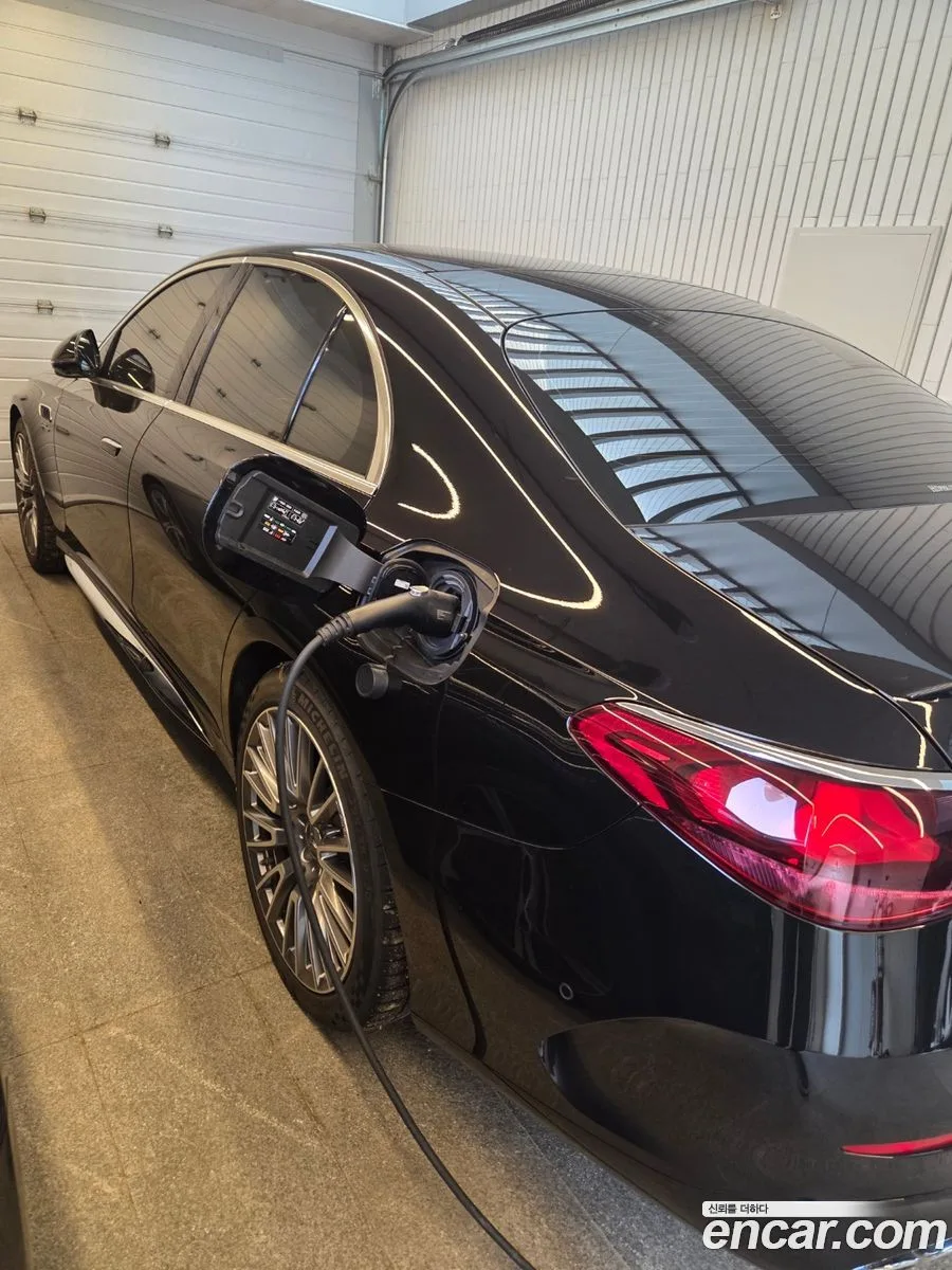 Mercedes-Benz E-Class AMG E53e 4MATIC+ 2025 — миниатюра 2