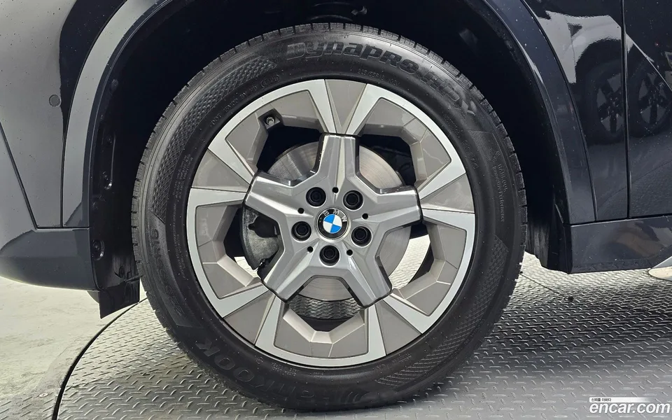 BMW X1 sDrive 18d xLine 2025 — миниатюра 5