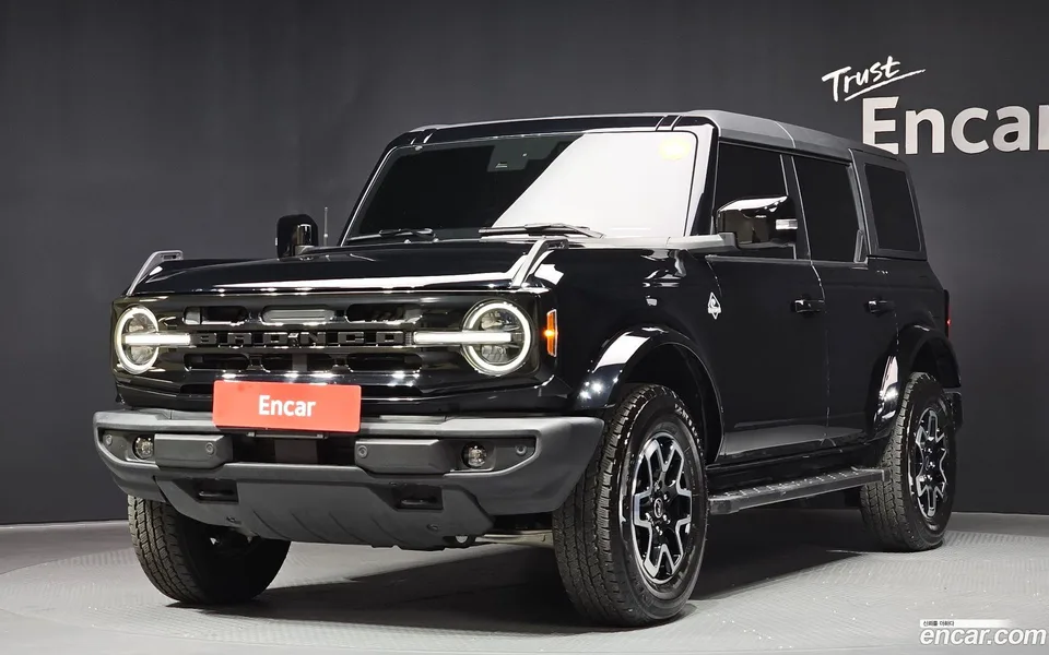 Ford Bronco 2.3 2024 — фото 1, купить с доставкой в Москву