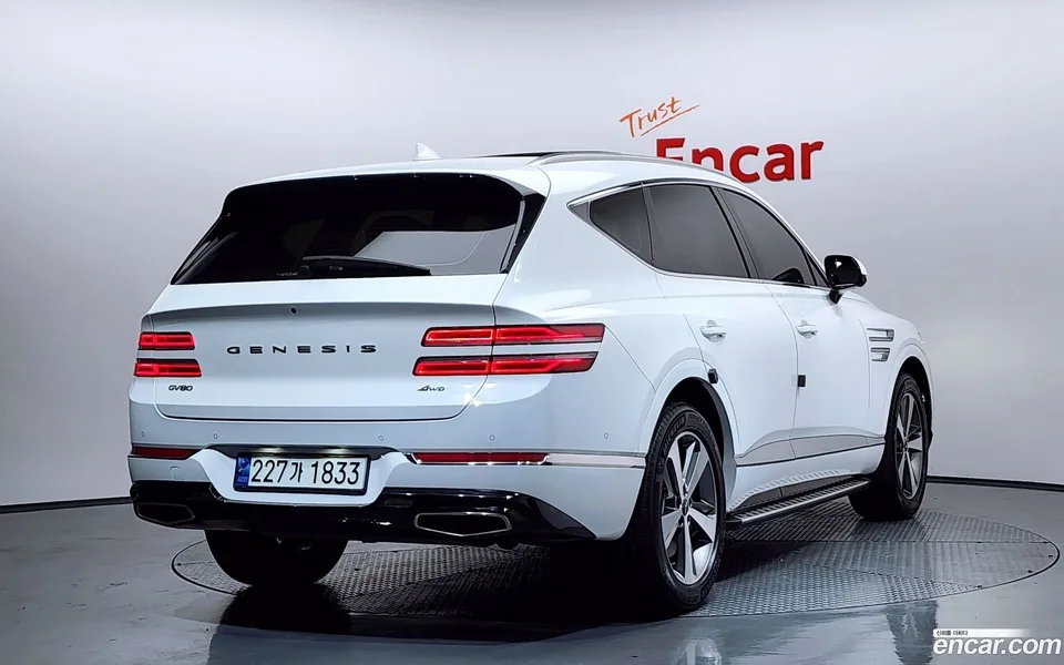 Genesis GV80 2.5T AWD 2023 — миниатюра 2