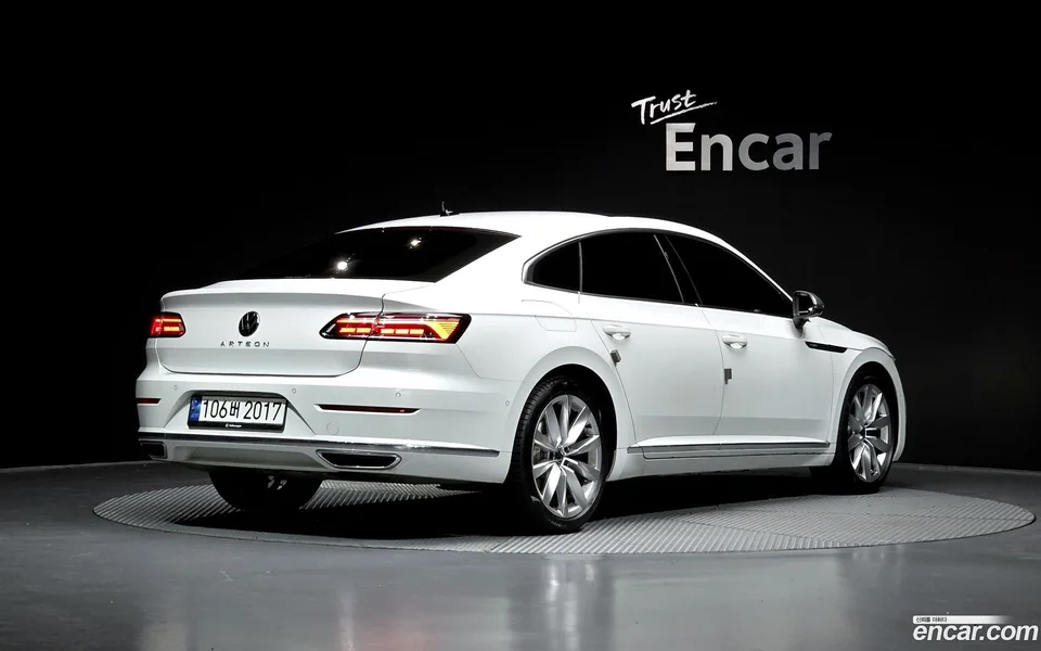 Volkswagen Arteon 2.0 TDI 2023 — миниатюра 2