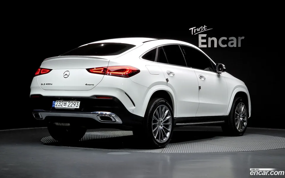 Mercedes-Benz GLE-Class GLE400d 4MATIC 2023 — миниатюра 2