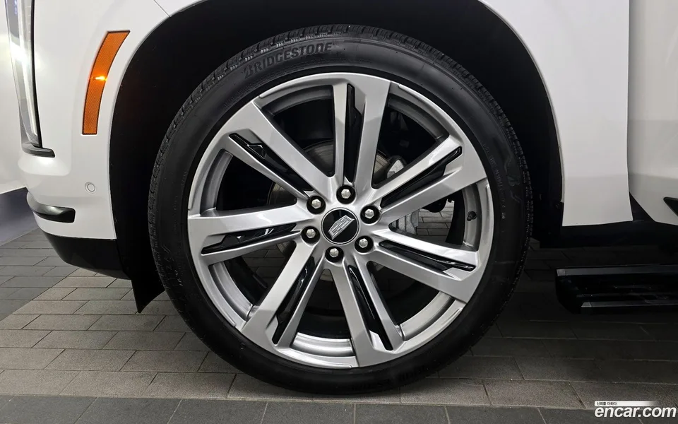 Cadillac Escalade 6.2 ESV 2025 — миниатюра 5