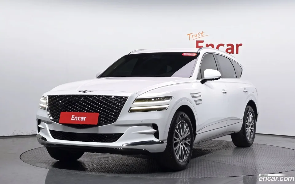Genesis GV80 2.5T AWD 2022 — фото 1, купить с доставкой в Москву