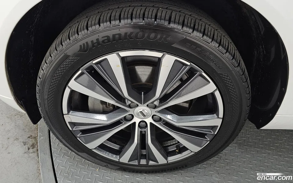 Volvo XC60 B6 2022 — миниатюра 5