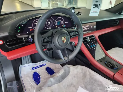 Porsche Taycan 2023 купить в Москве
