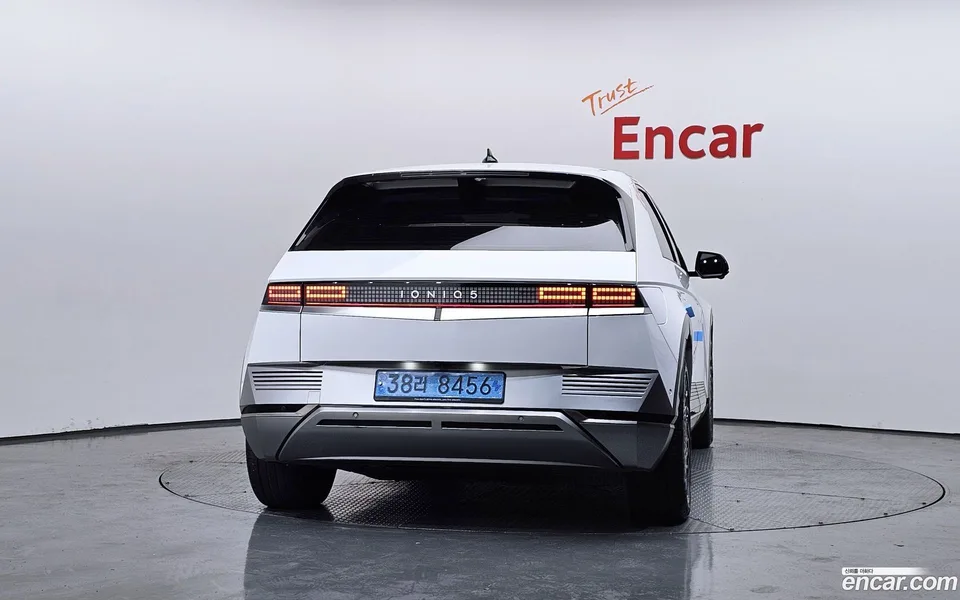 Hyundai Ioniq 5 2022 — миниатюра 4