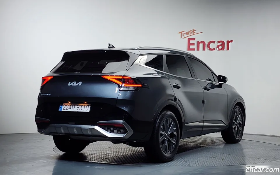Kia Sportage 1.6 2WD 2023 — миниатюра 2