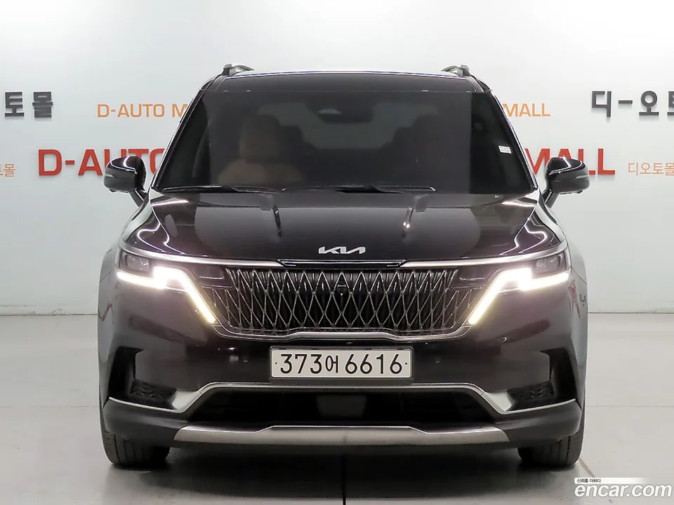 Kia Carnival 9 2023 — миниатюра 2