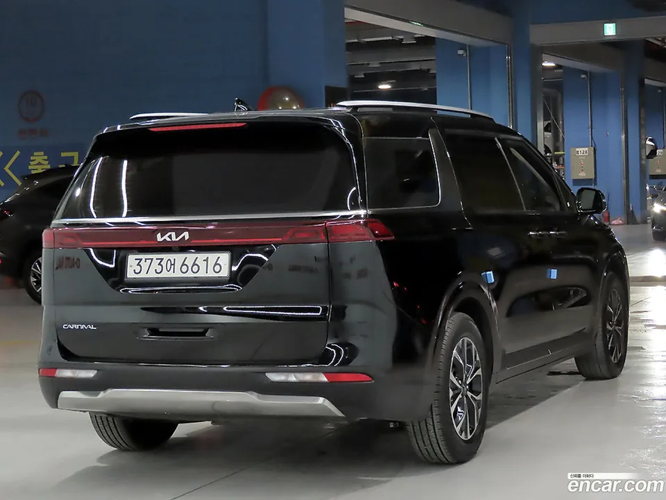 Kia Carnival 9 2023 — миниатюра 4