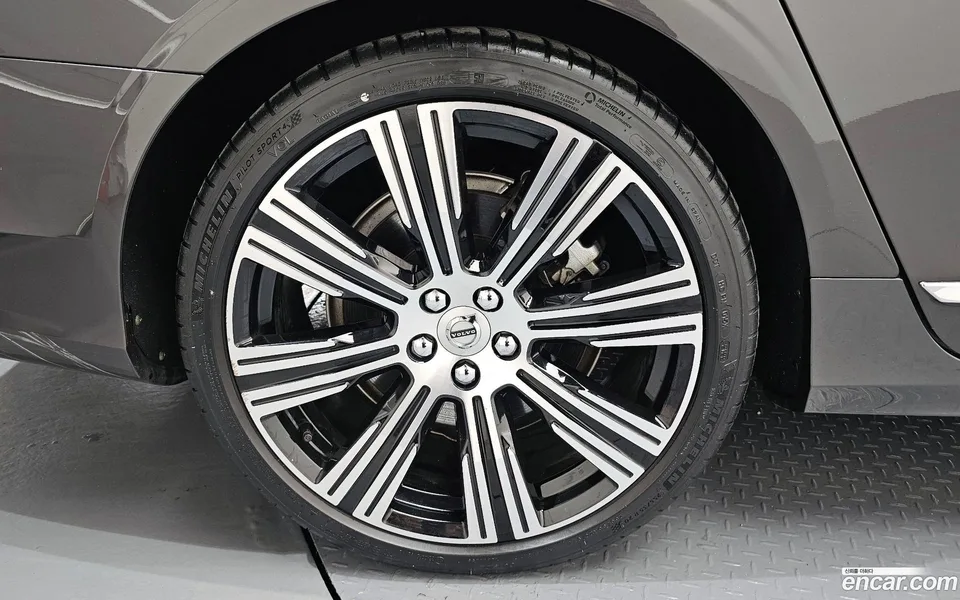 Volvo S90 B6 AWD 2023 — миниатюра 5