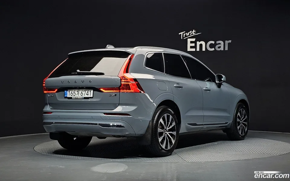 Volvo XC60 B5 2022 — миниатюра 2